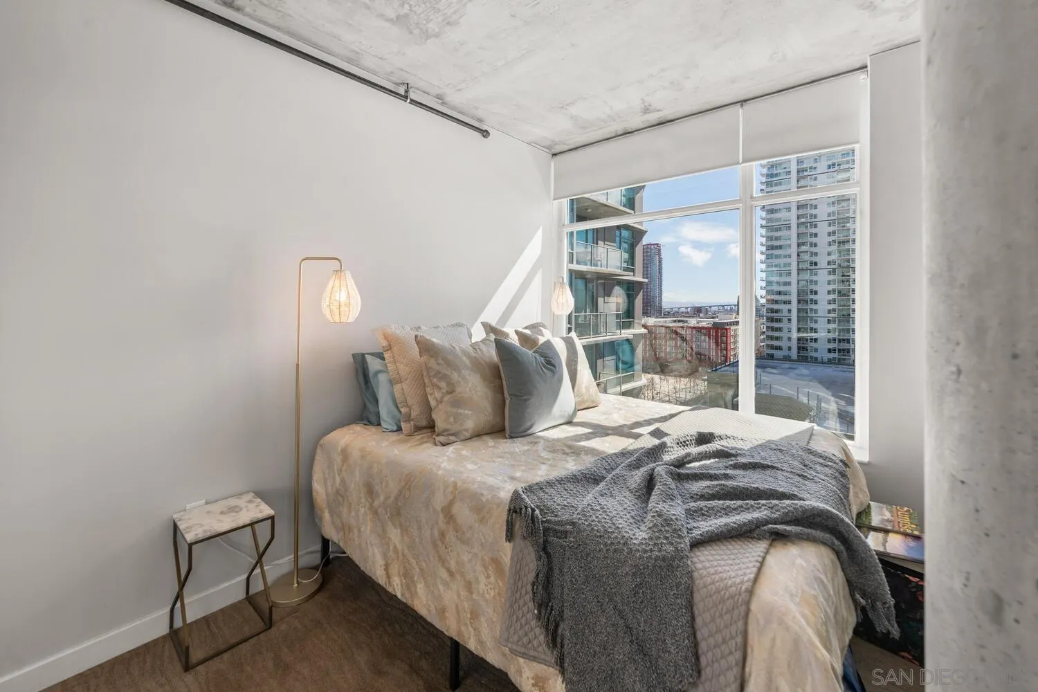 https://cdn.realtyfeed.com/cdn/127/260021370/cf7c18a53b3d7a6e54a17dad16db7fab.webp