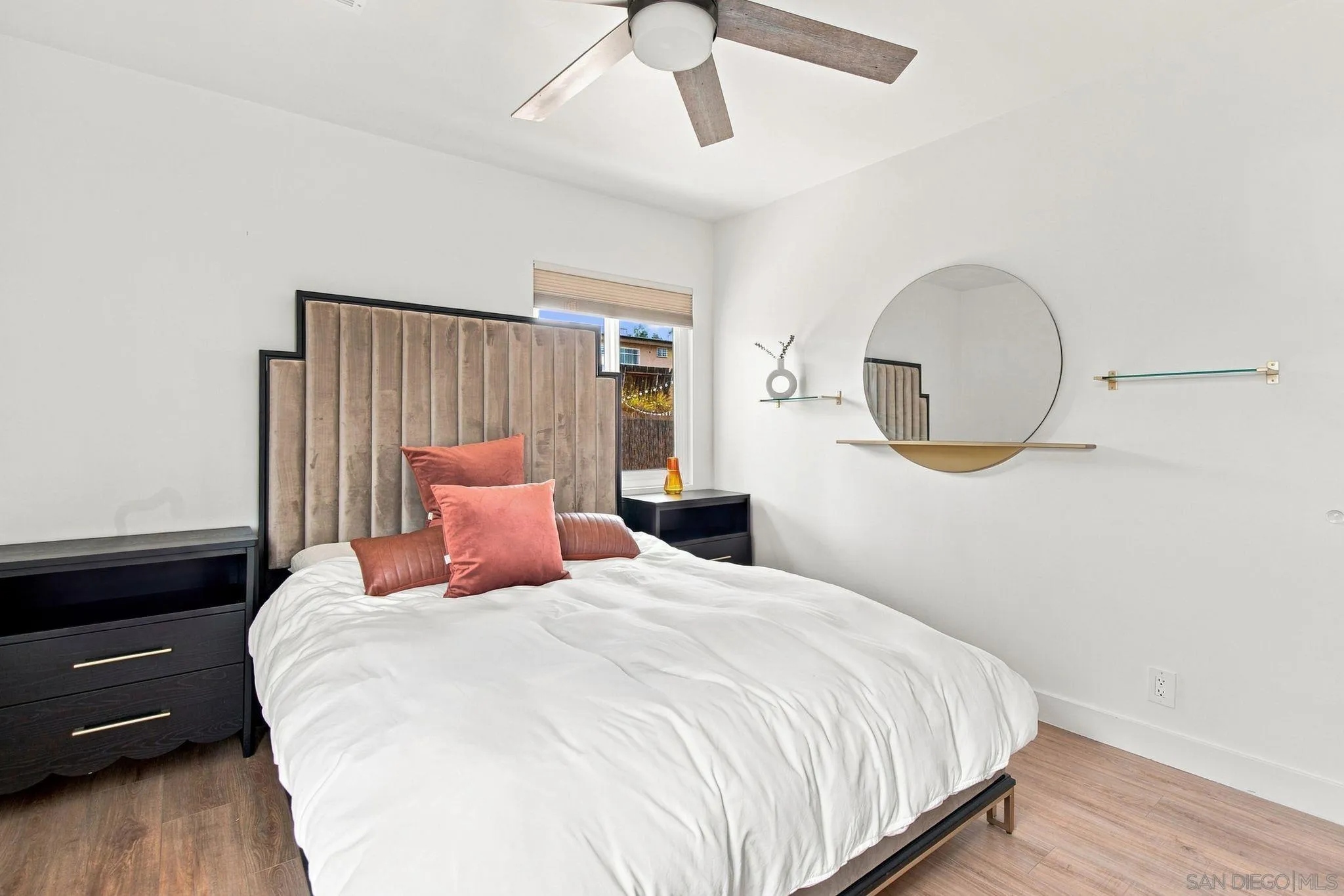 https://cdn.realtyfeed.com/cdn/127/260021373/23ba3b21810b95b1fcb086827ac78bf9.webp