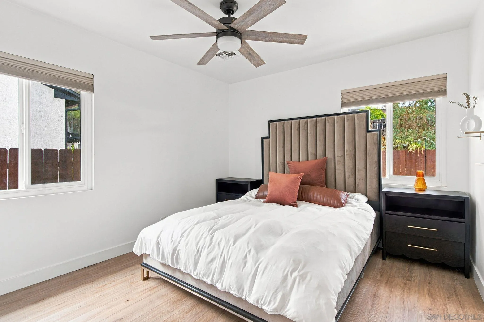 https://cdn.realtyfeed.com/cdn/127/260021373/26e100d0de4c7f0596b2db41dd053406.webp