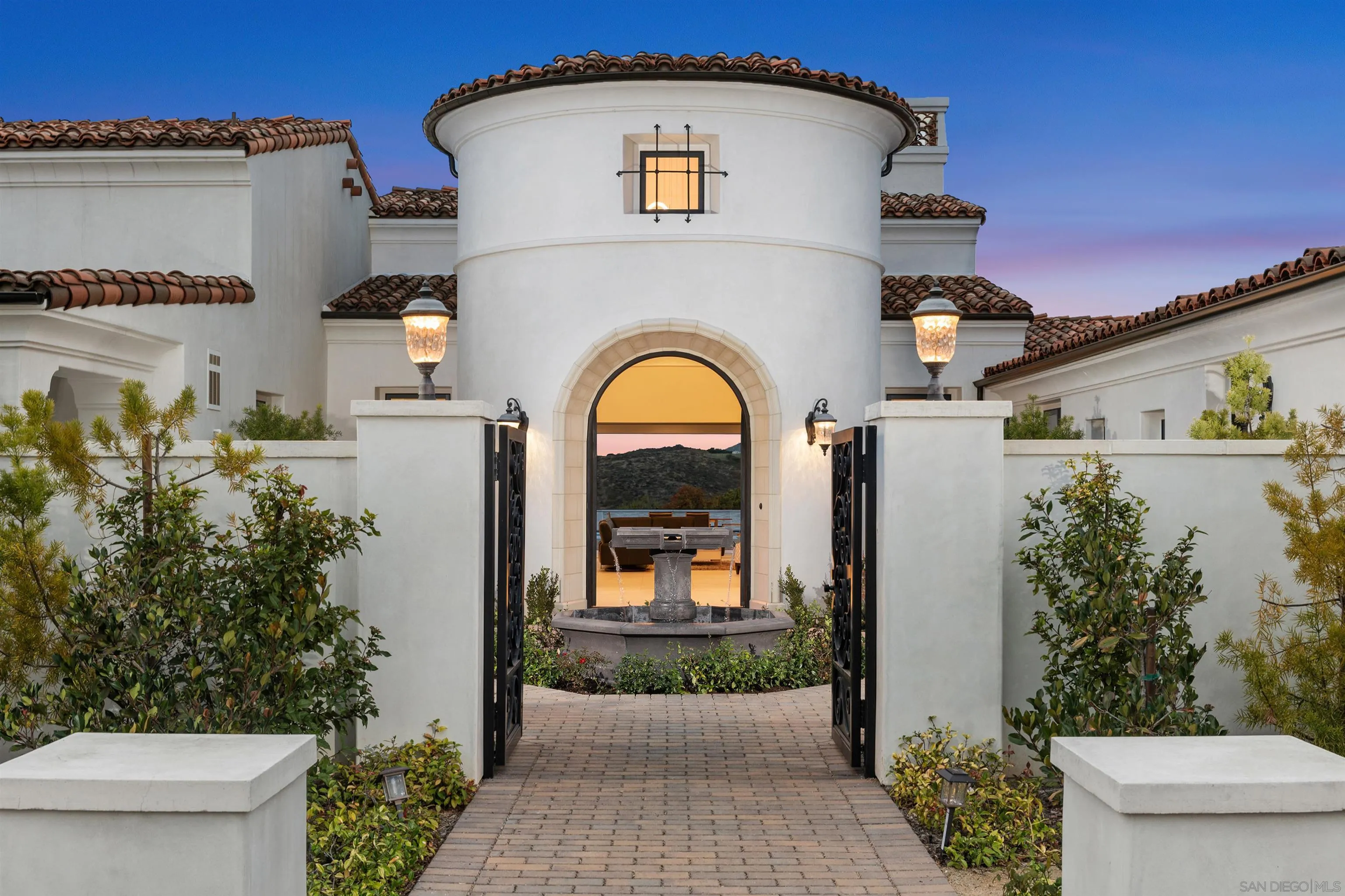 https://cdn.realtyfeed.com/cdn/127/260021375/726fc3ad4bfde76ca6e110aa11e23c58.webp