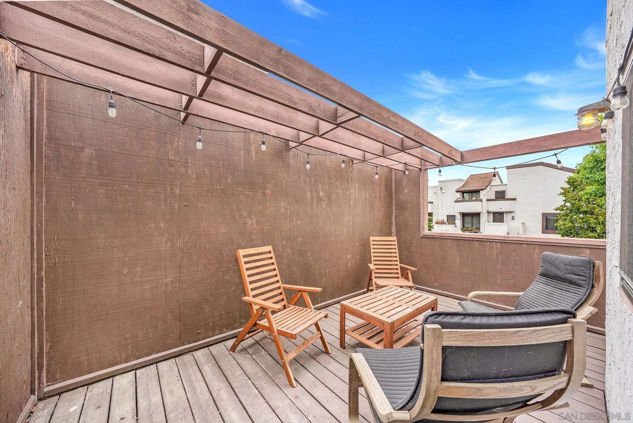 https://cdn.realtyfeed.com/cdn/127/260021376/fb004c0d1a928256e1abae2584fbe40b.webp