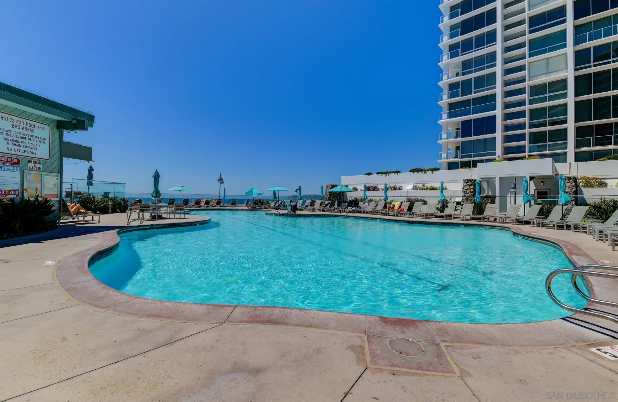 https://cdn.realtyfeed.com/cdn/127/260021377/066440531f2dcba5d25e7396554aff45.webp