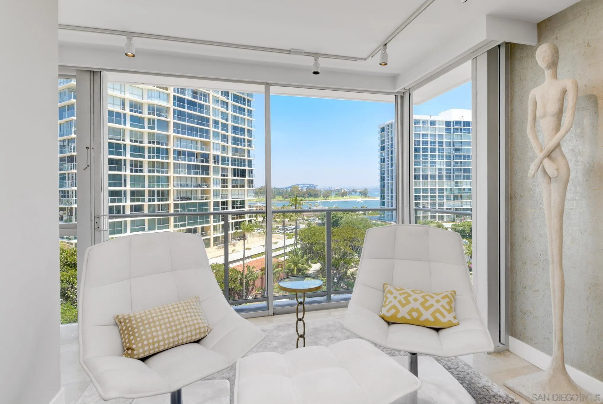 1760 Avenida Del Mundo Unit 510, Coronado, CA 92118 - Photo 2 of 28, Coronado, CA