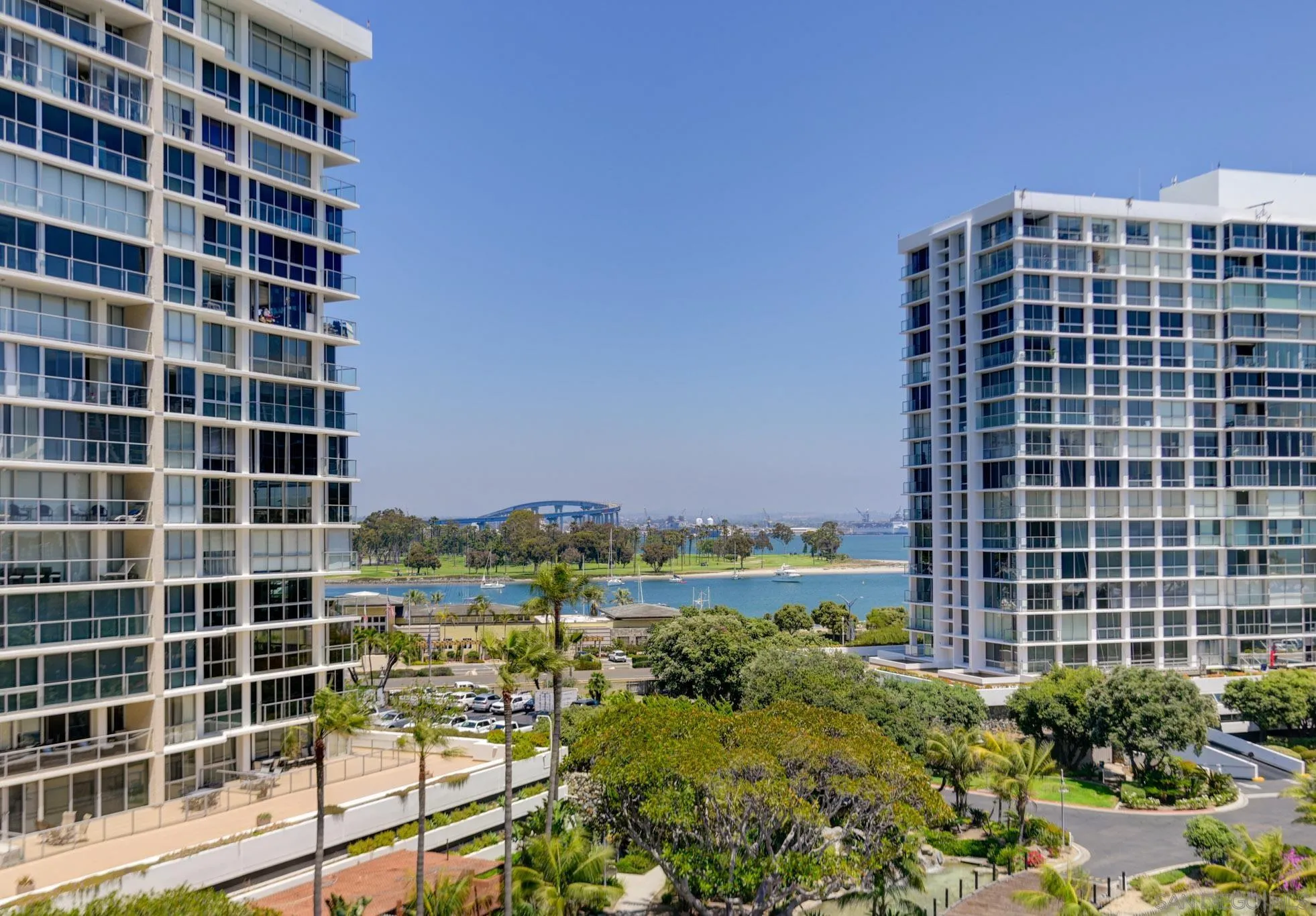 https://cdn.realtyfeed.com/cdn/127/260021377/f175d18031edae3f359119e58144fdc1.webp