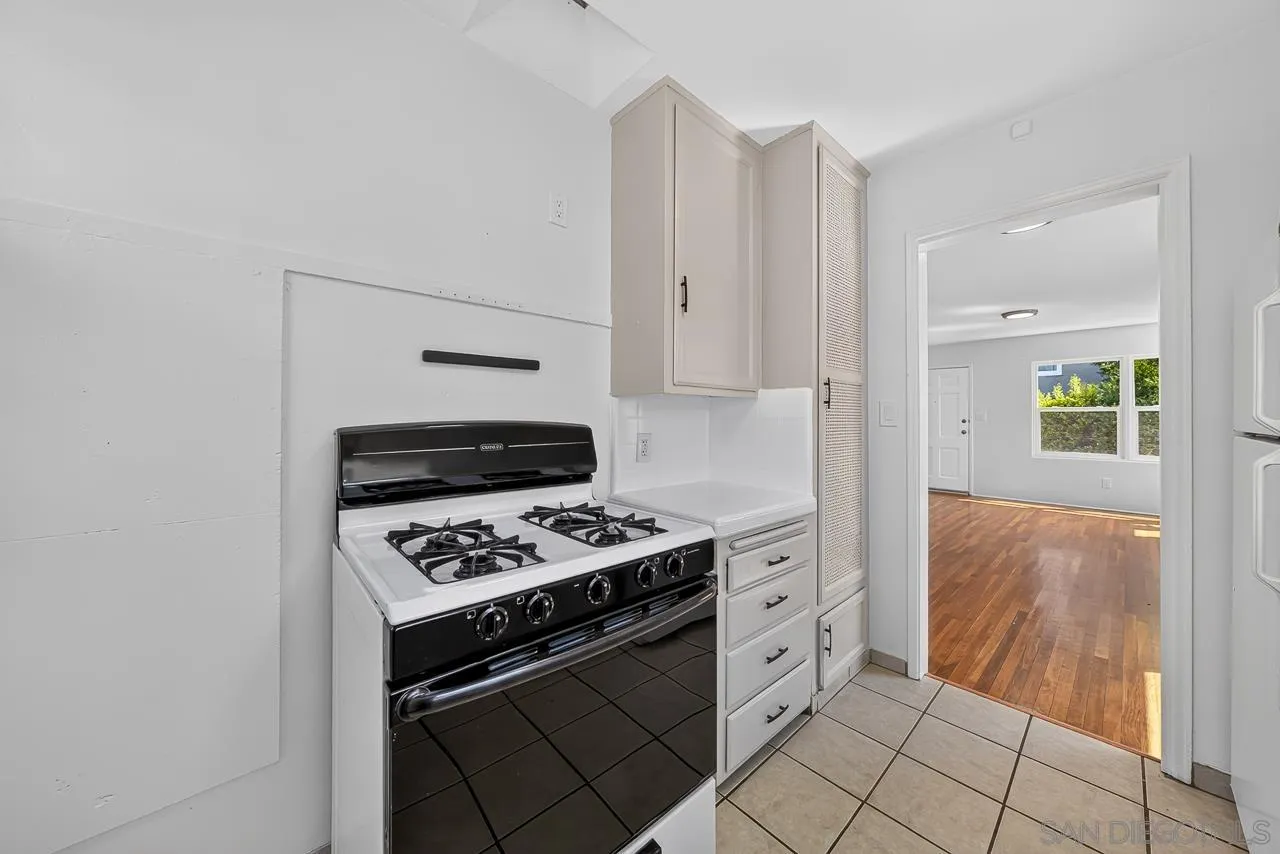 3628 Highland Ave, San Diego, CA 92105 - Photo 4 of 24, San Diego, CA