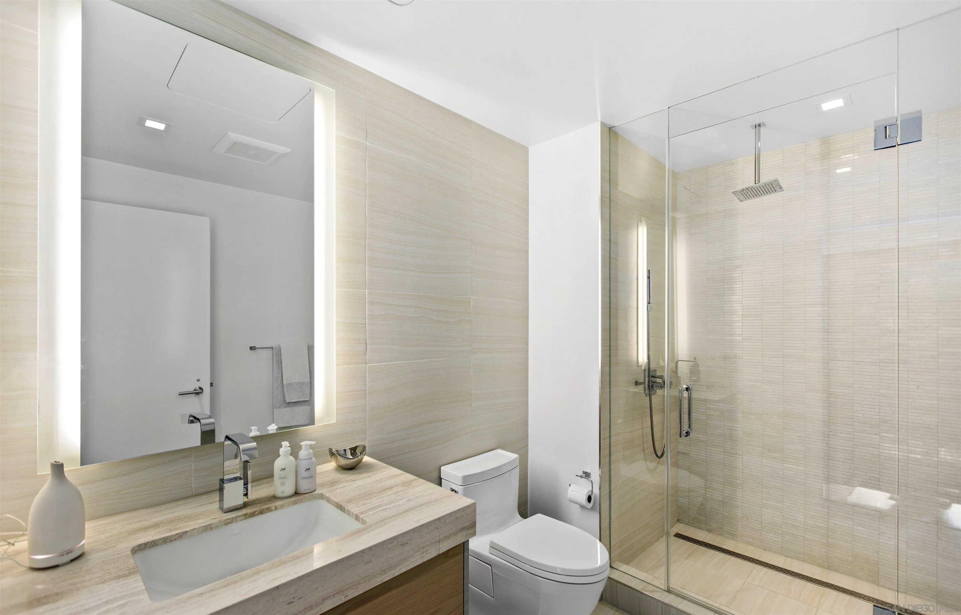 https://cdn.realtyfeed.com/cdn/127/260021380/4cd02a233a8559349ee9a68bdbe7c3fe.webp