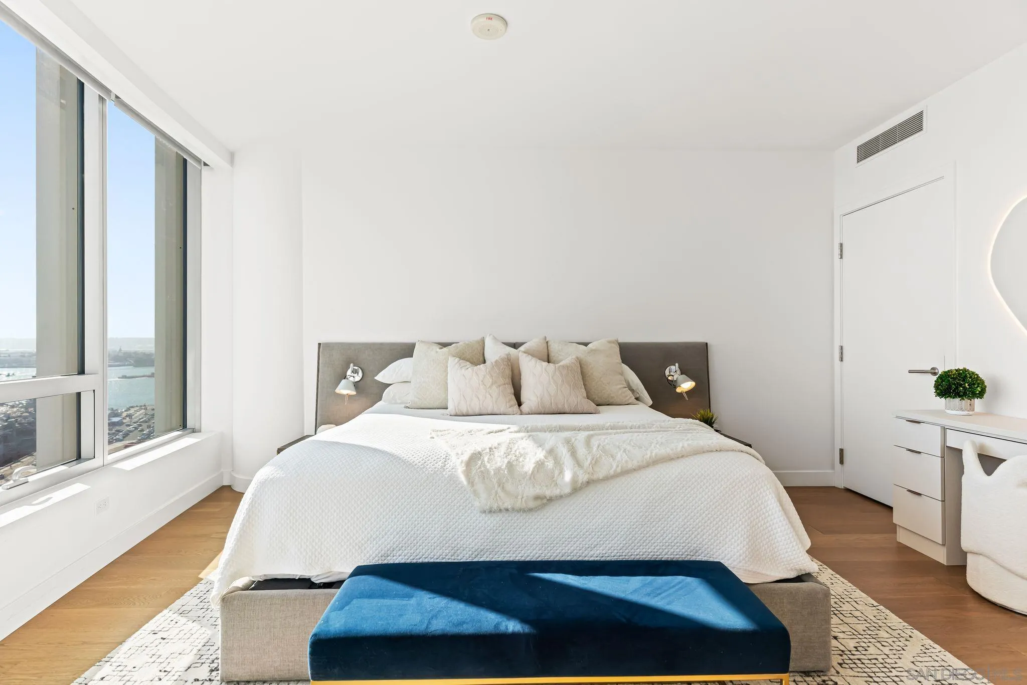 https://cdn.realtyfeed.com/cdn/127/260021380/fa77ed0eb9bcad60fd54221f47834f25.webp