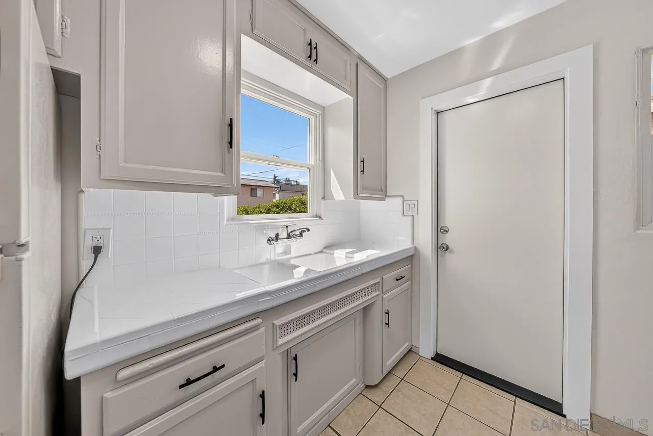 3630 Highland Ave, San Diego, CA 92105 - Photo 4 of 21, San Diego, CA