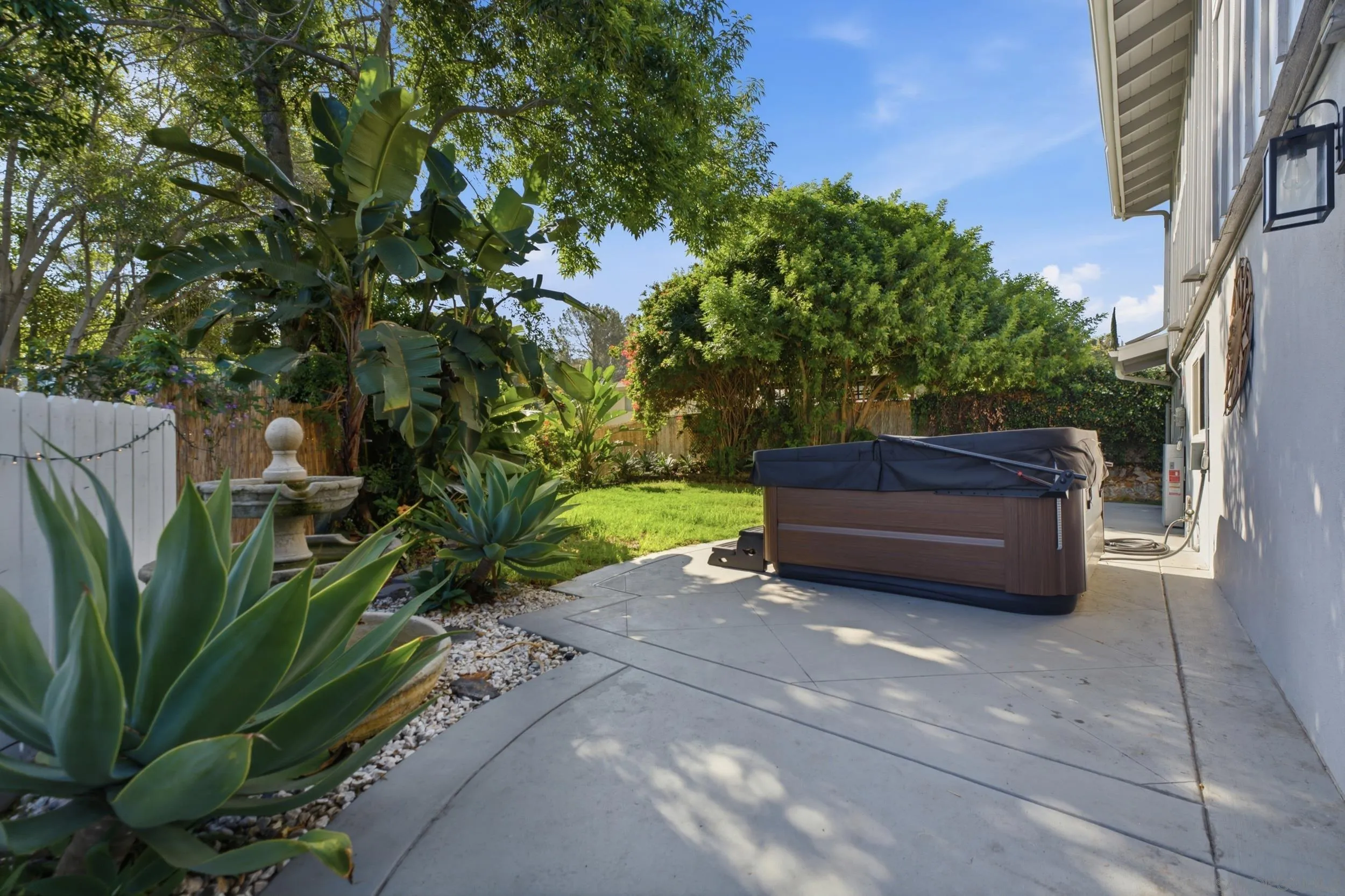 https://cdn.realtyfeed.com/cdn/127/260021384/00553fd4249968f8a29dfe0998dc126f.webp