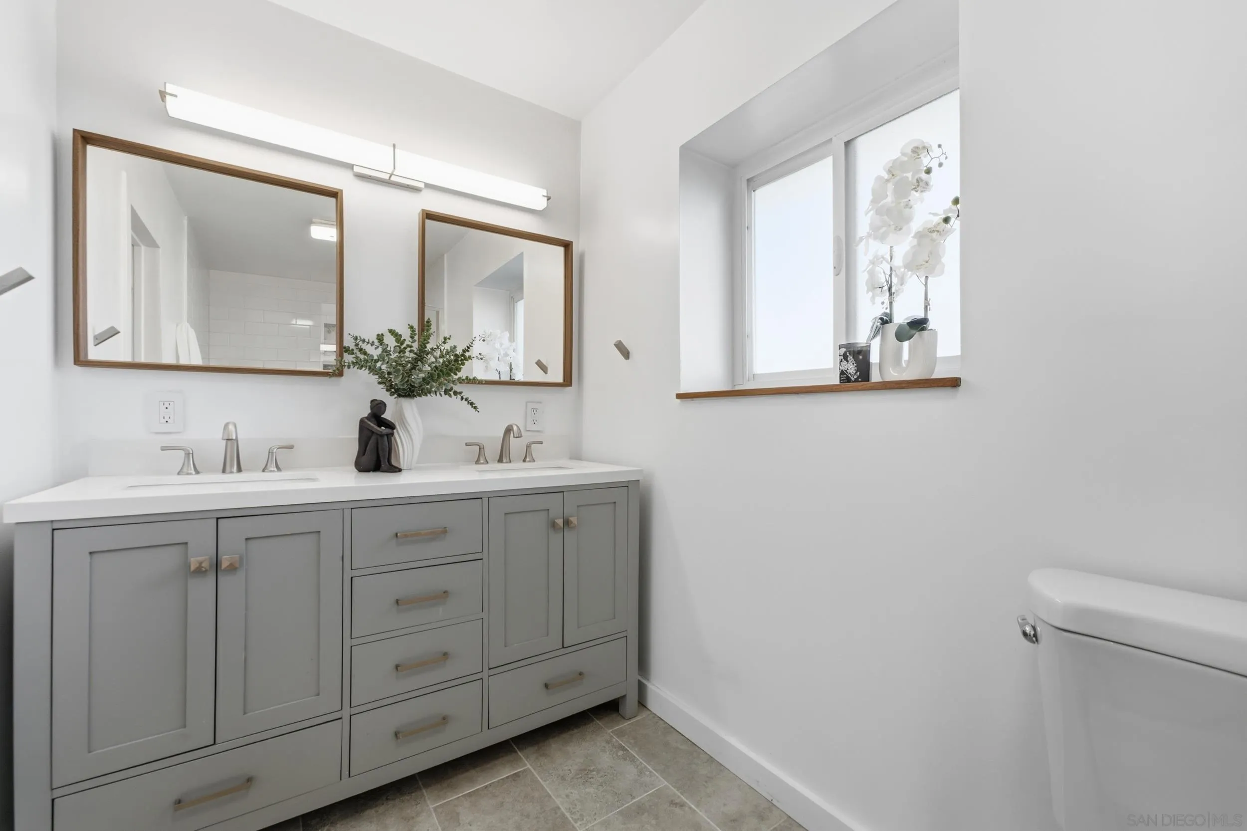 https://cdn.realtyfeed.com/cdn/127/260021384/33e242802f2ce0027e6e8168e5d4a6bb.webp