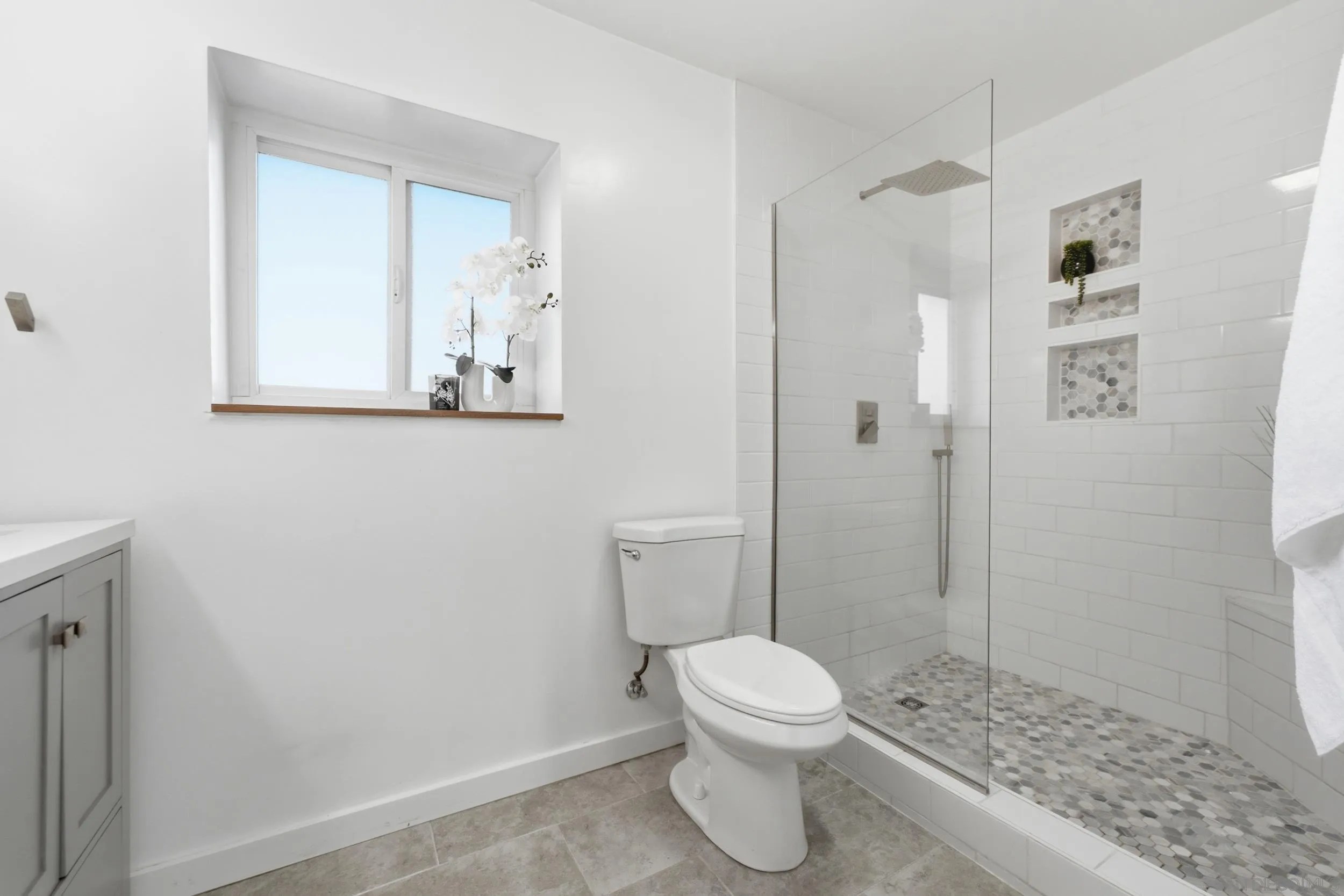 https://cdn.realtyfeed.com/cdn/127/260021384/36a55b3ae330cb93e9634facb74b7b14.webp