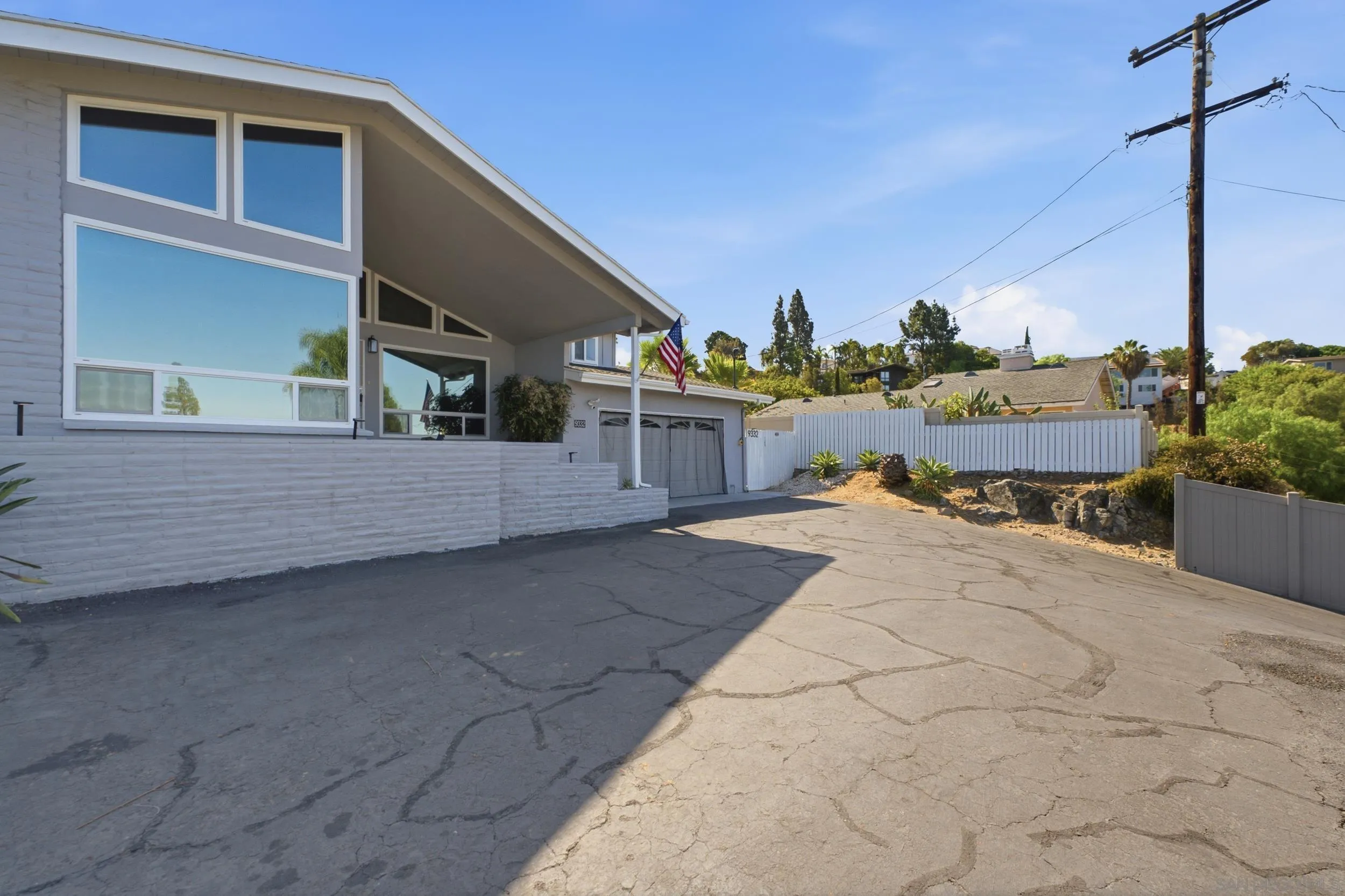 https://cdn.realtyfeed.com/cdn/127/260021384/700eedf65d052b357352e74eb1950cde.webp