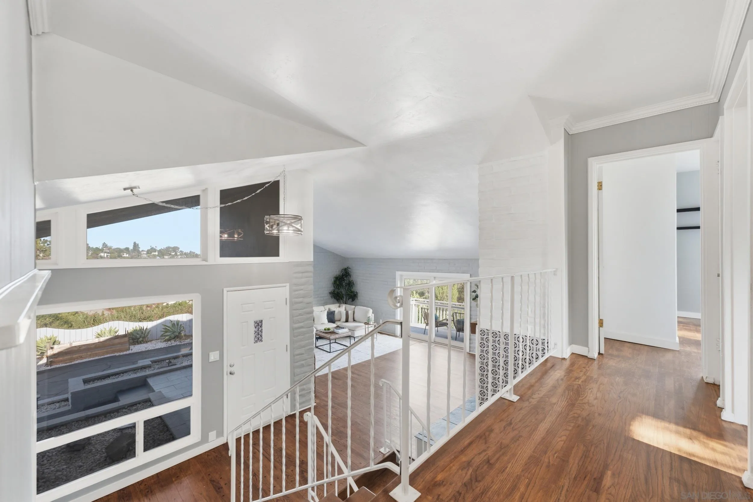 https://cdn.realtyfeed.com/cdn/127/260021384/82e2156e85e70ab755715139568f90d3.webp