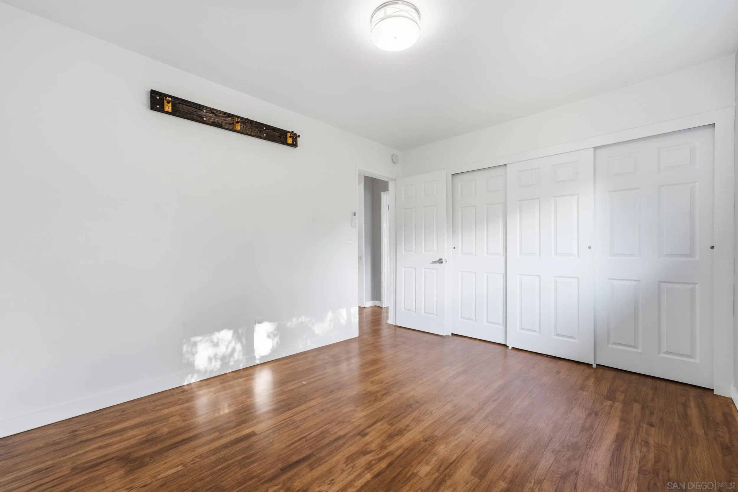 https://cdn.realtyfeed.com/cdn/127/260021384/c32462b1e89cd4a2ccd280f2d20ab7e6.webp