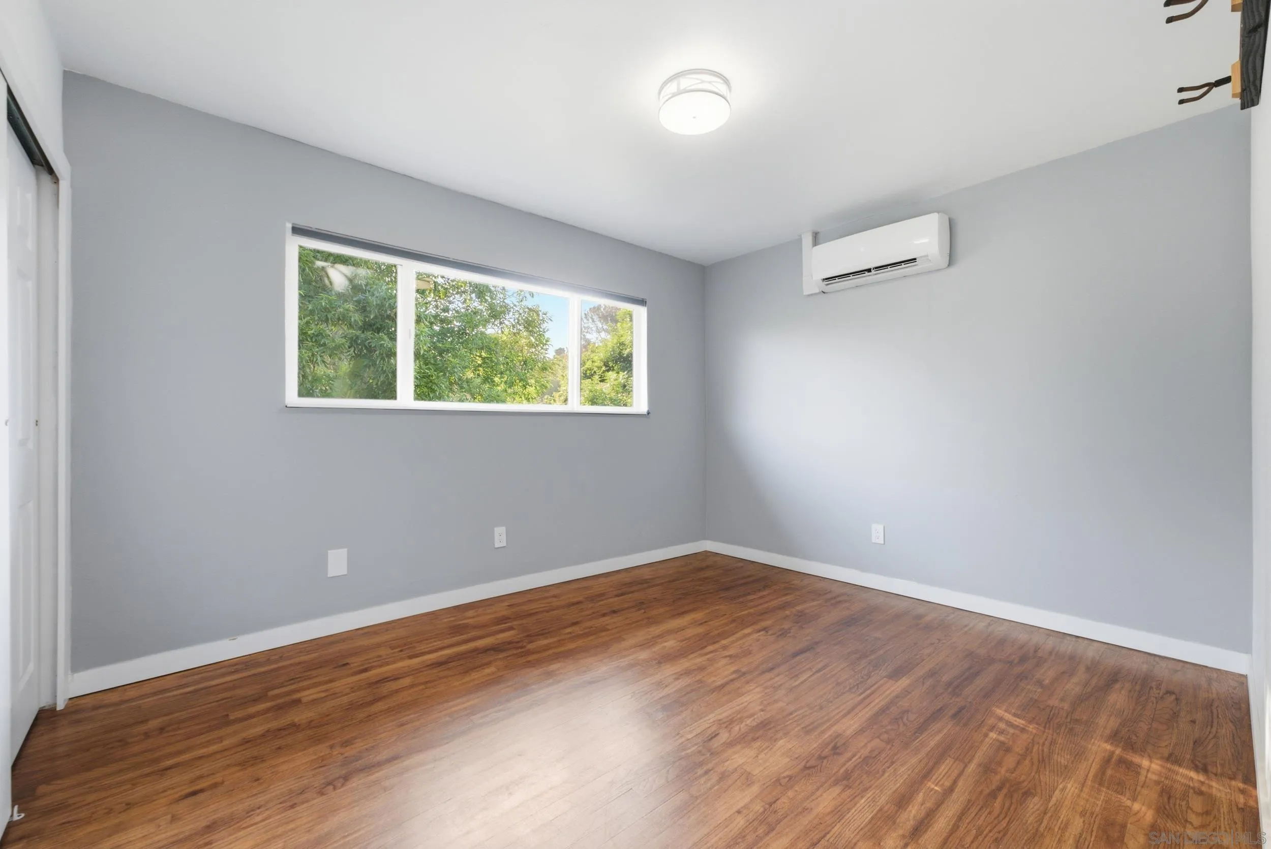 https://cdn.realtyfeed.com/cdn/127/260021384/c4e86479fa5bc0ac0538eb5cf8a62767.webp