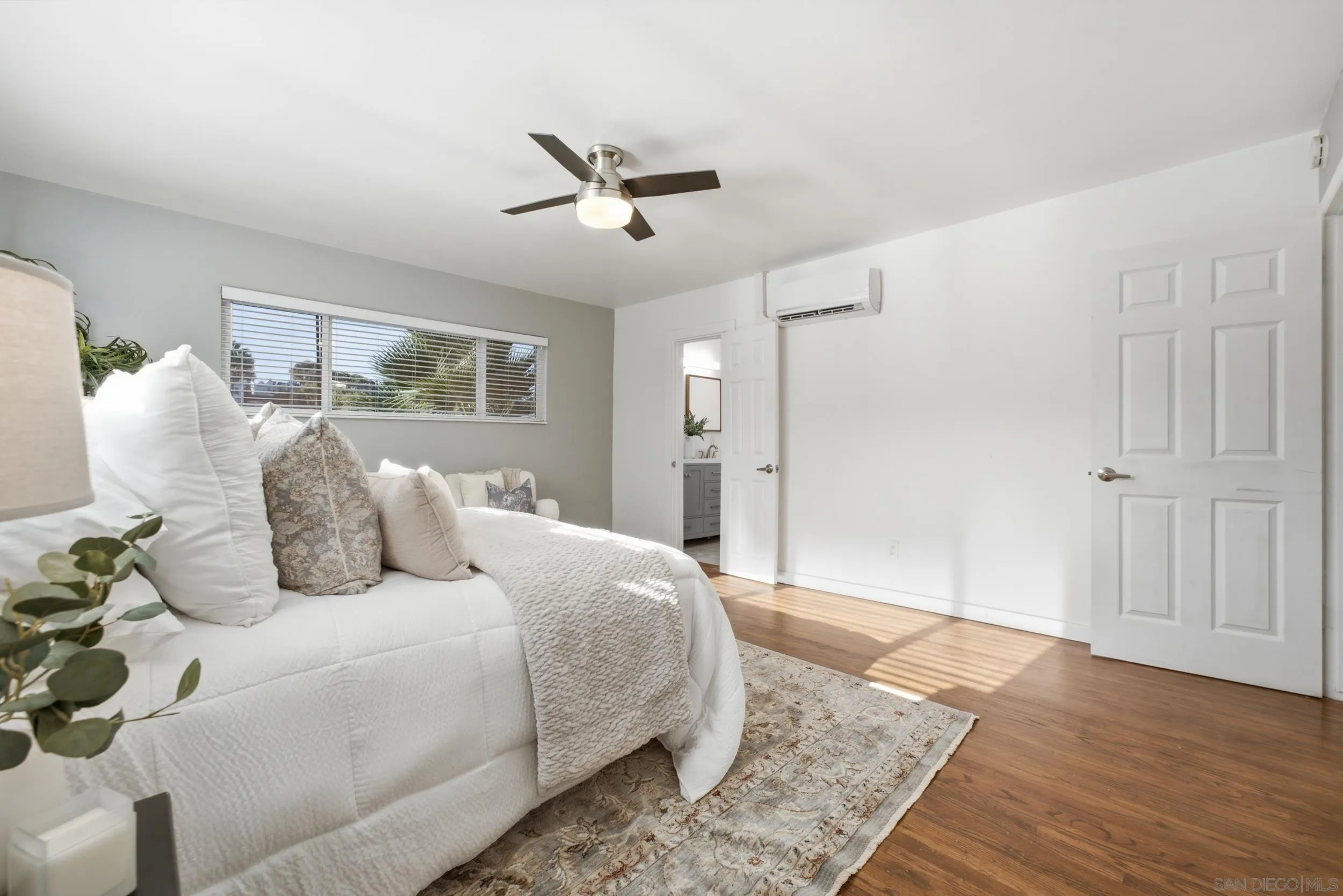 https://cdn.realtyfeed.com/cdn/127/260021384/cc7b33ee1ee047c5e20c044974c1fefe.webp