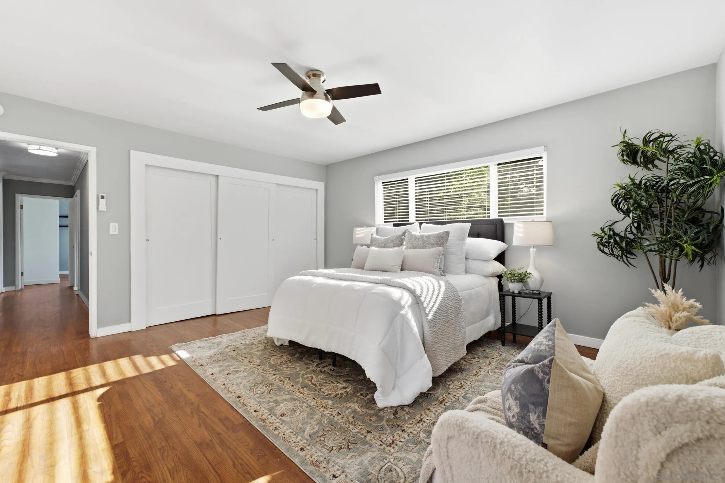 https://cdn.realtyfeed.com/cdn/127/260021384/e78e42a94171aa80bb5da4d5a5b520b7.webp