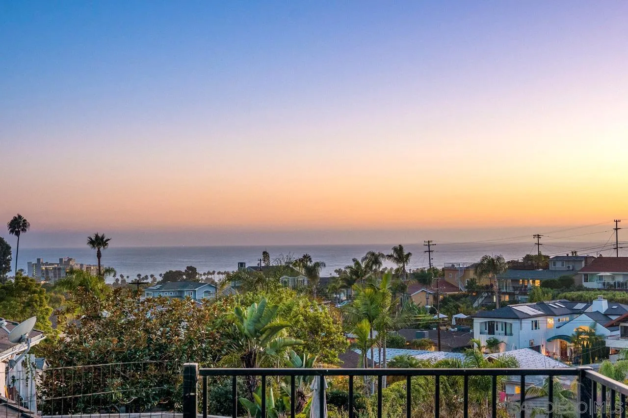 https://cdn.realtyfeed.com/cdn/127/260021386/217a2b970c23ab5013c90fece00d7ee5.webp