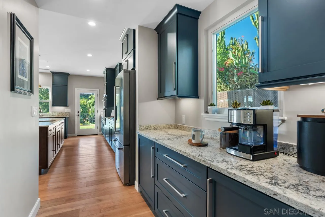 https://cdn.realtyfeed.com/cdn/127/260021386/8338ac0d09f696d7b07c72518e66fdd4.webp