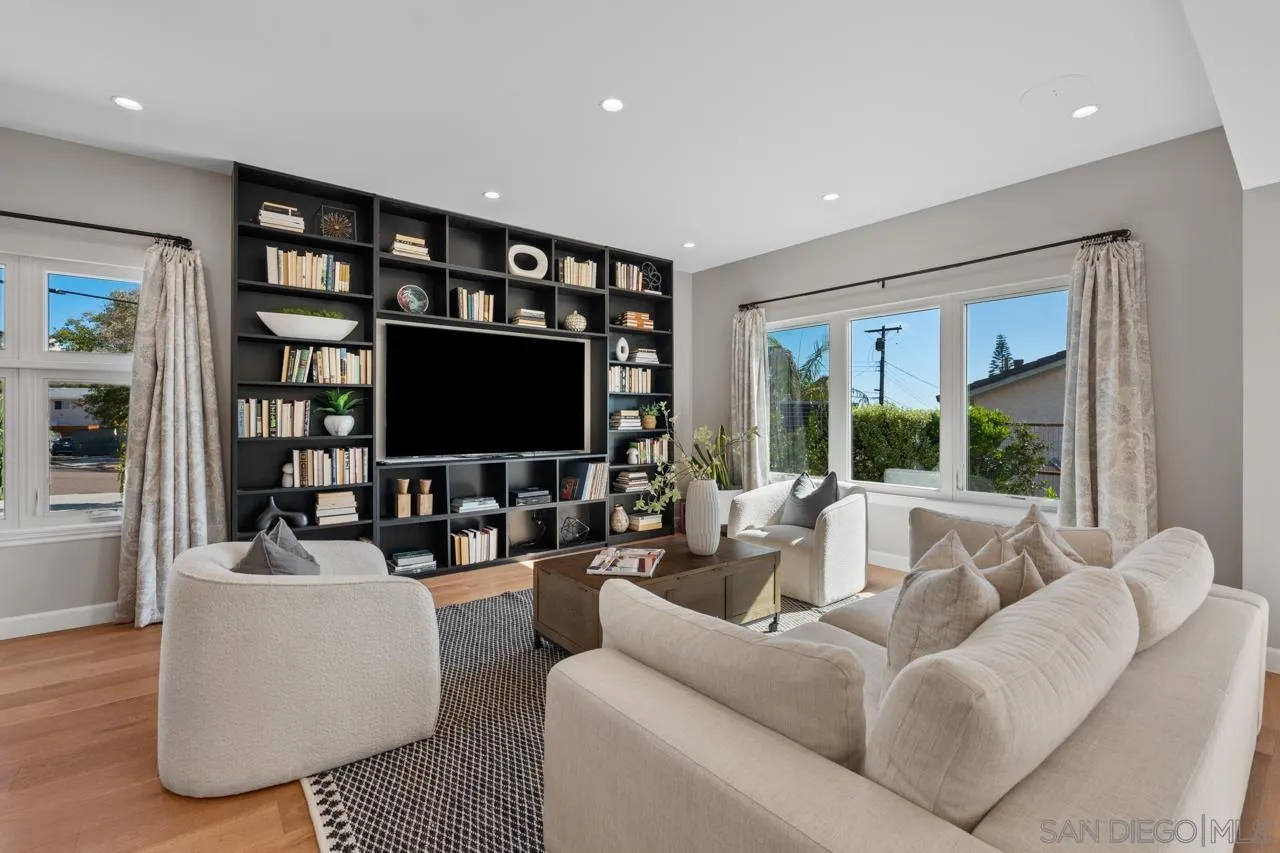 https://cdn.realtyfeed.com/cdn/127/260021386/948f461d0886cb6ee413adbec14b62f8.webp