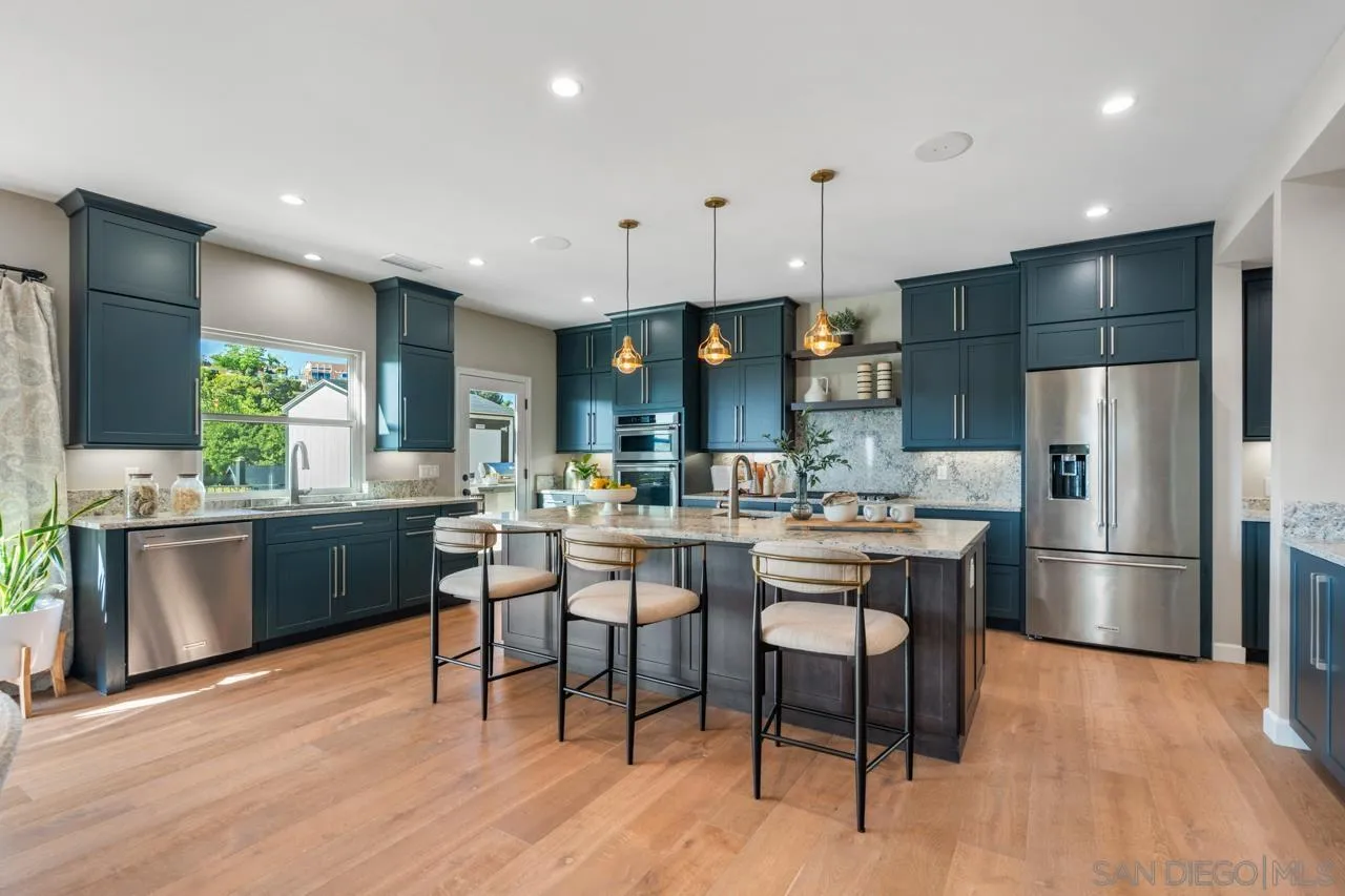https://cdn.realtyfeed.com/cdn/127/260021386/a8df6f2bee61932245ee22c78e09c30d.webp