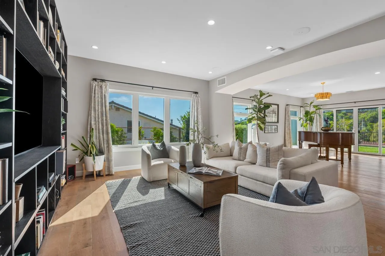 https://cdn.realtyfeed.com/cdn/127/260021386/b8fddfd9f21b5f515373b1e43c39be4c.webp