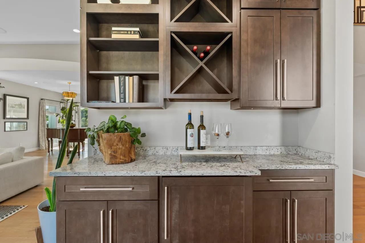 https://cdn.realtyfeed.com/cdn/127/260021386/cbcd191c3622fcc7de85436e553624c2.webp