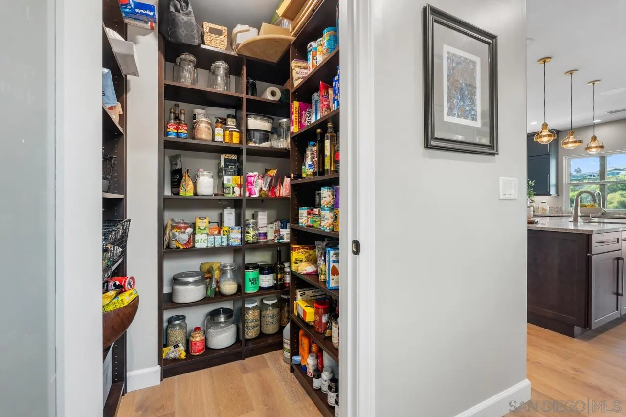 https://cdn.realtyfeed.com/cdn/127/260021386/e5d5f2472d9db242ba0a9fdfca6e8d49.webp