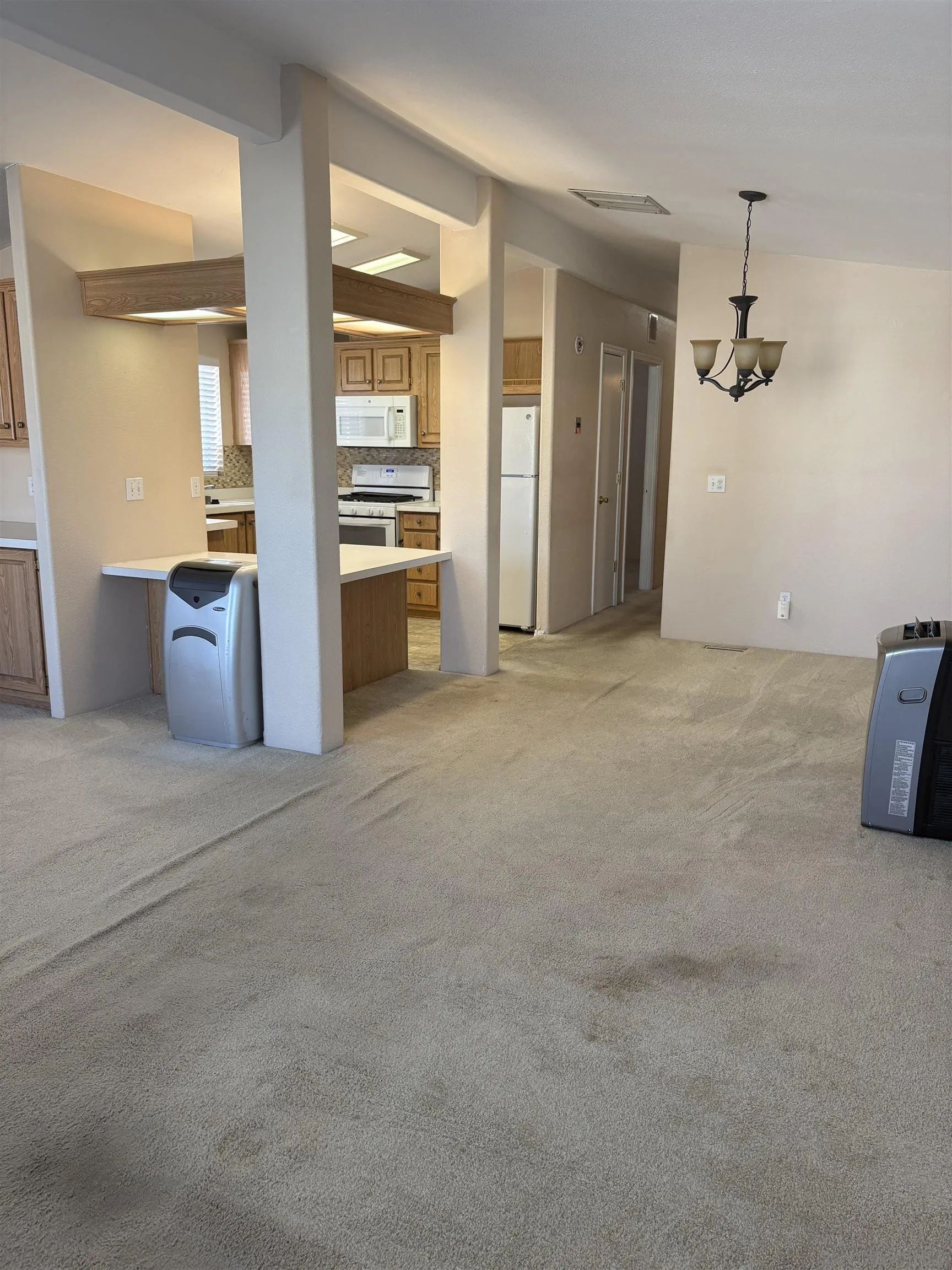 https://cdn.realtyfeed.com/cdn/127/260021387/66fe0f37b35f9182316a73af7c65faa6.webp