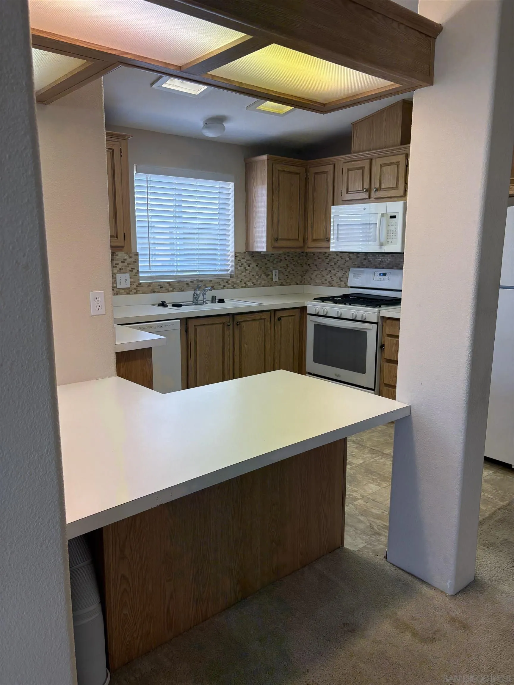 https://cdn.realtyfeed.com/cdn/127/260021387/a481c5ebab95453d198941e07ea24acb.webp