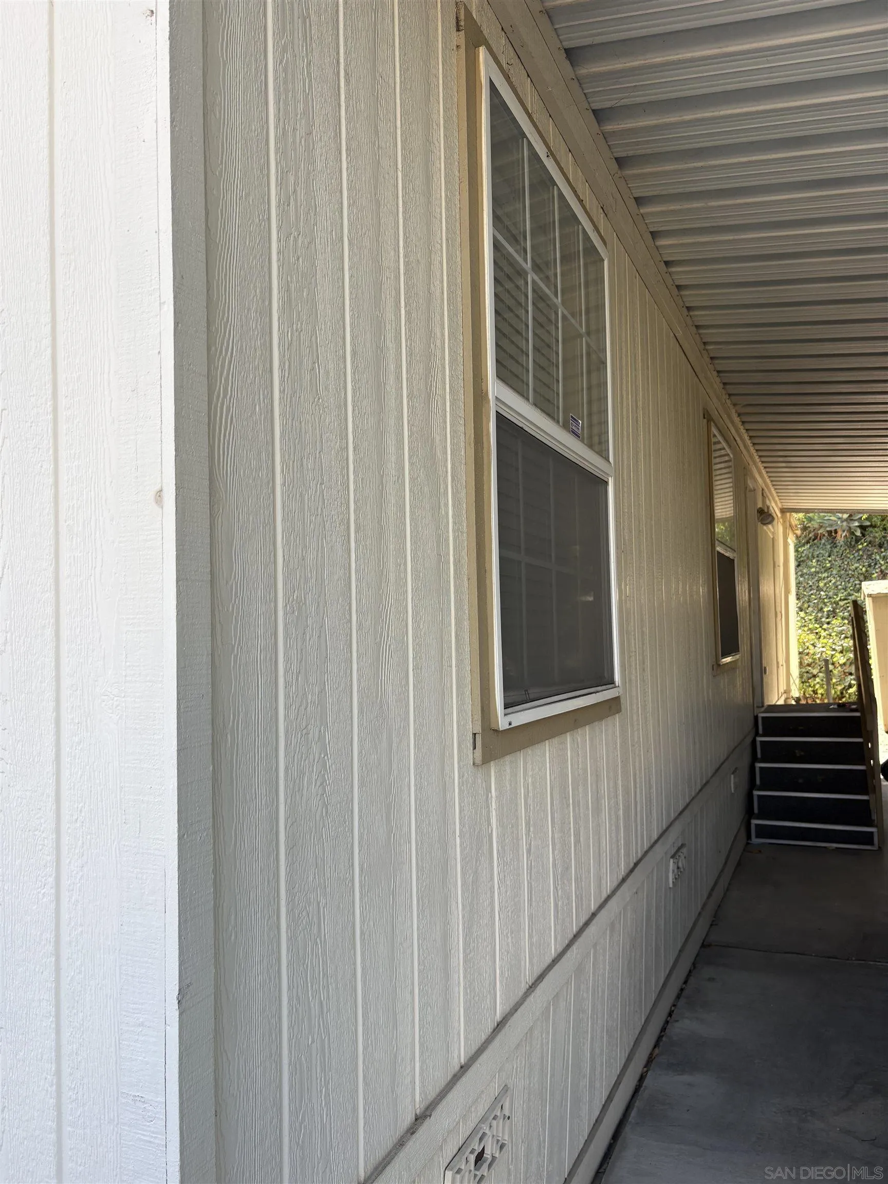 https://cdn.realtyfeed.com/cdn/127/260021387/b9508090375ff1f67859d05b09d1a7d7.webp