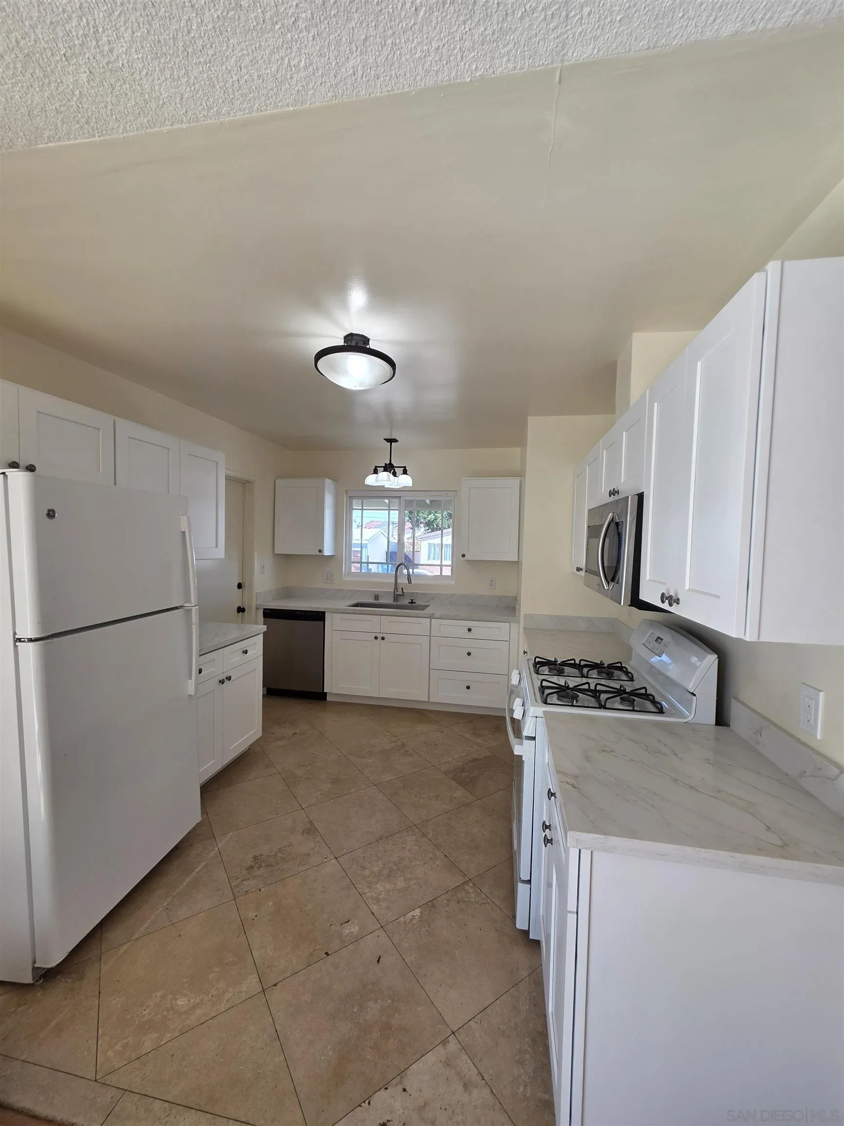 5051 Dubois Drive, San Diego, CA 92117 - Photo 2 of 13, San Diego, CA