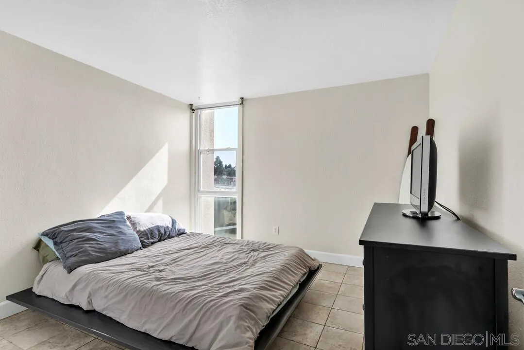 https://cdn.realtyfeed.com/cdn/127/260021391/2f4b50b8c4f74073da6656b9d6a72419.webp