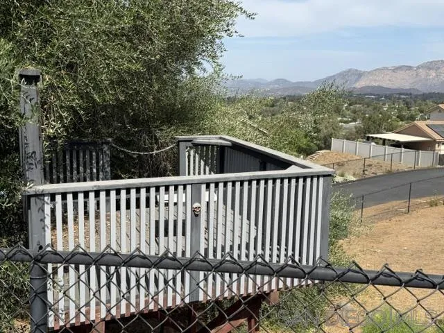 https://cdn.realtyfeed.com/cdn/127/260021393/1cf8af6ff9219a294d97871aad625e9e.webp