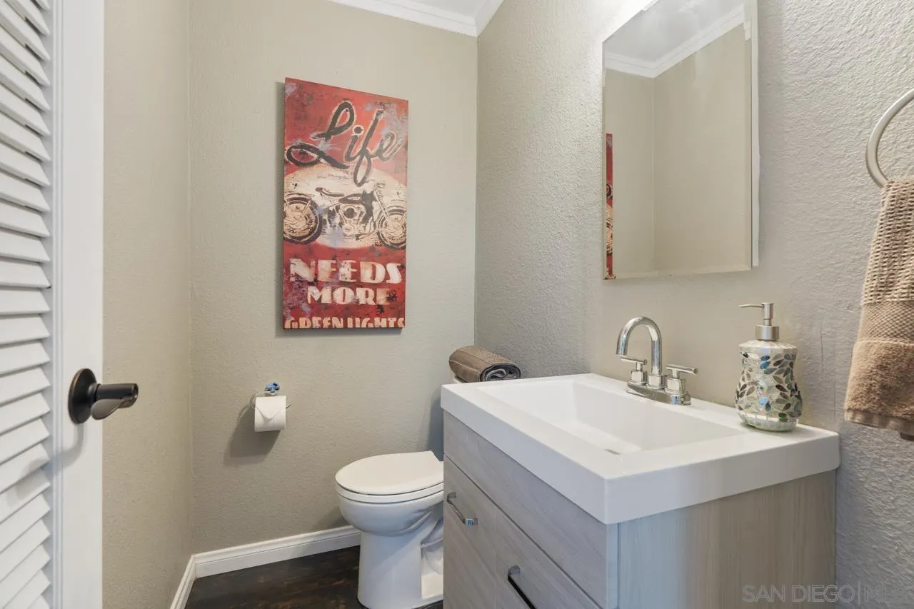 https://cdn.realtyfeed.com/cdn/127/260021395/9fcb08ccf2314f2ca66b182af69fd9ef.webp