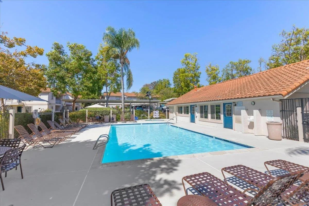 https://cdn.realtyfeed.com/cdn/127/260021399/4f27bfa9ab2c7ad3b31123802cf4768b.webp