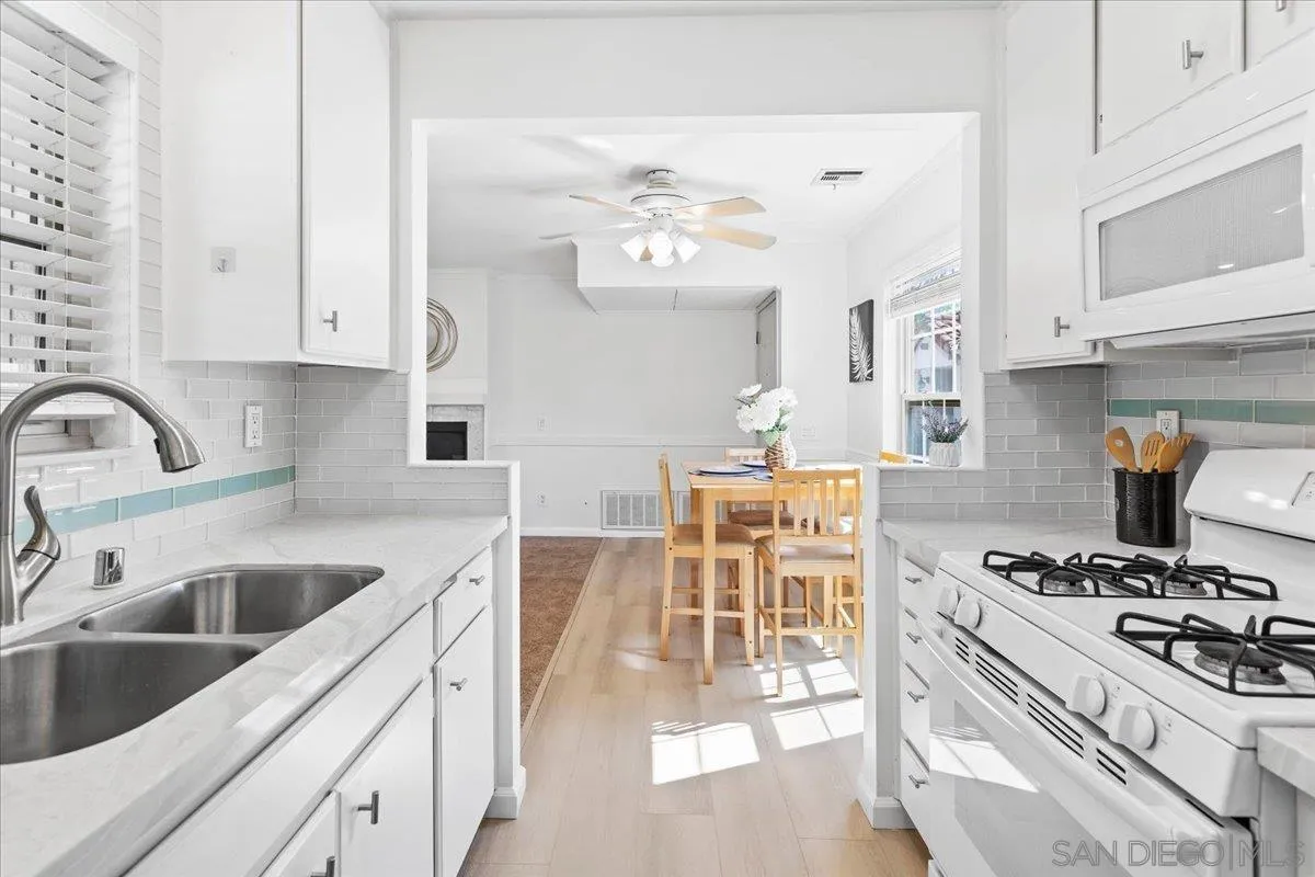https://cdn.realtyfeed.com/cdn/127/260021399/ccbe0c83abeaff746f6e5d9b3031627b.webp
