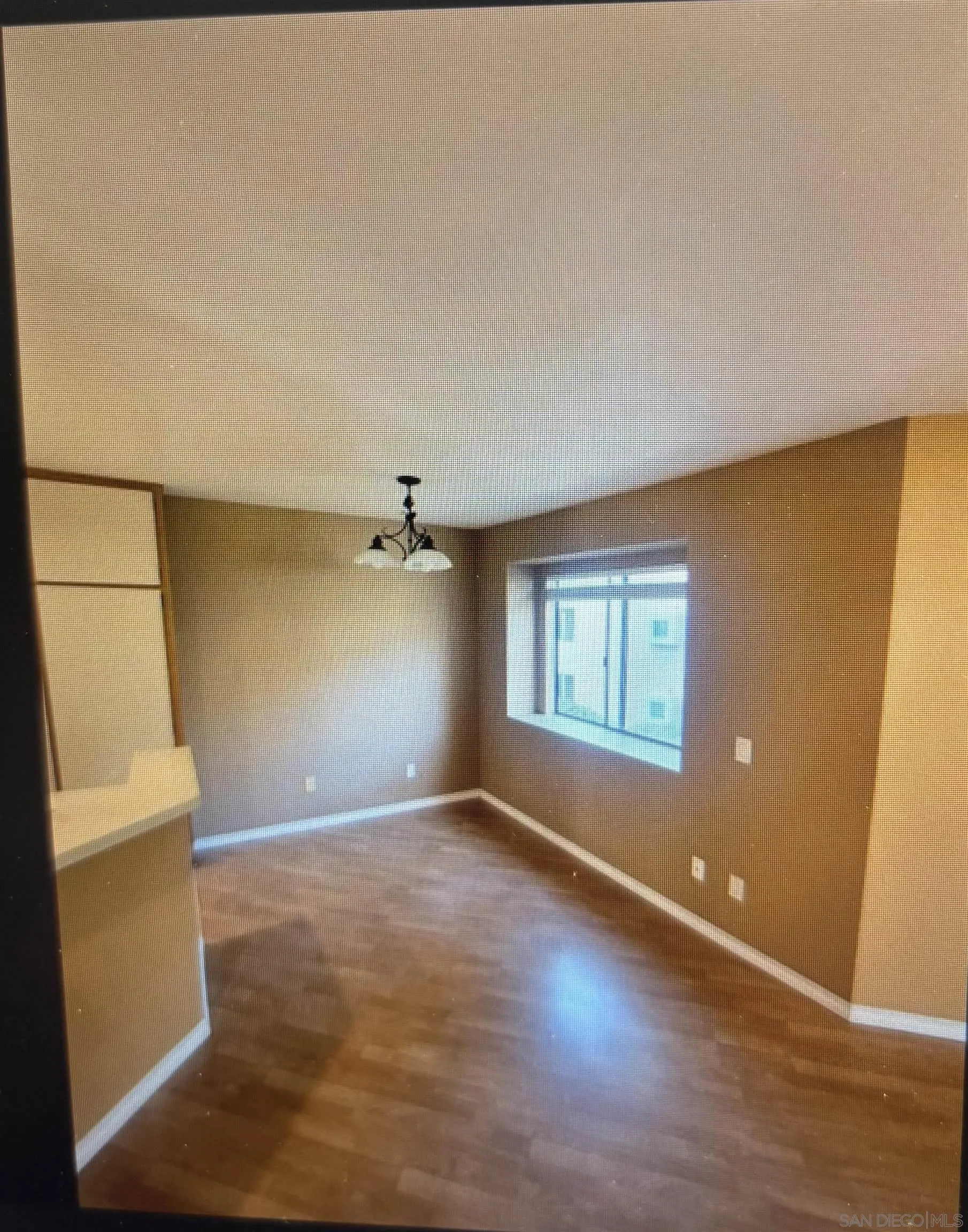 https://cdn.realtyfeed.com/cdn/127/260021408/916e8df73572216688fb7df8167ce50e.webp