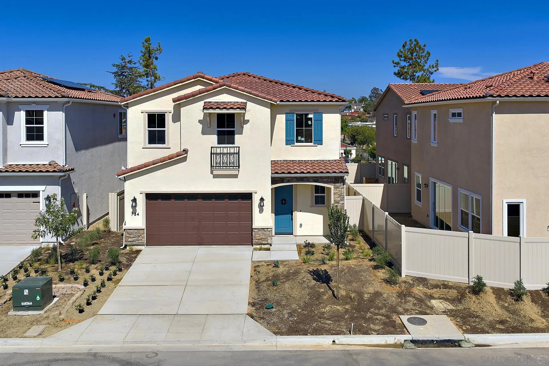 Vista, CA 92081