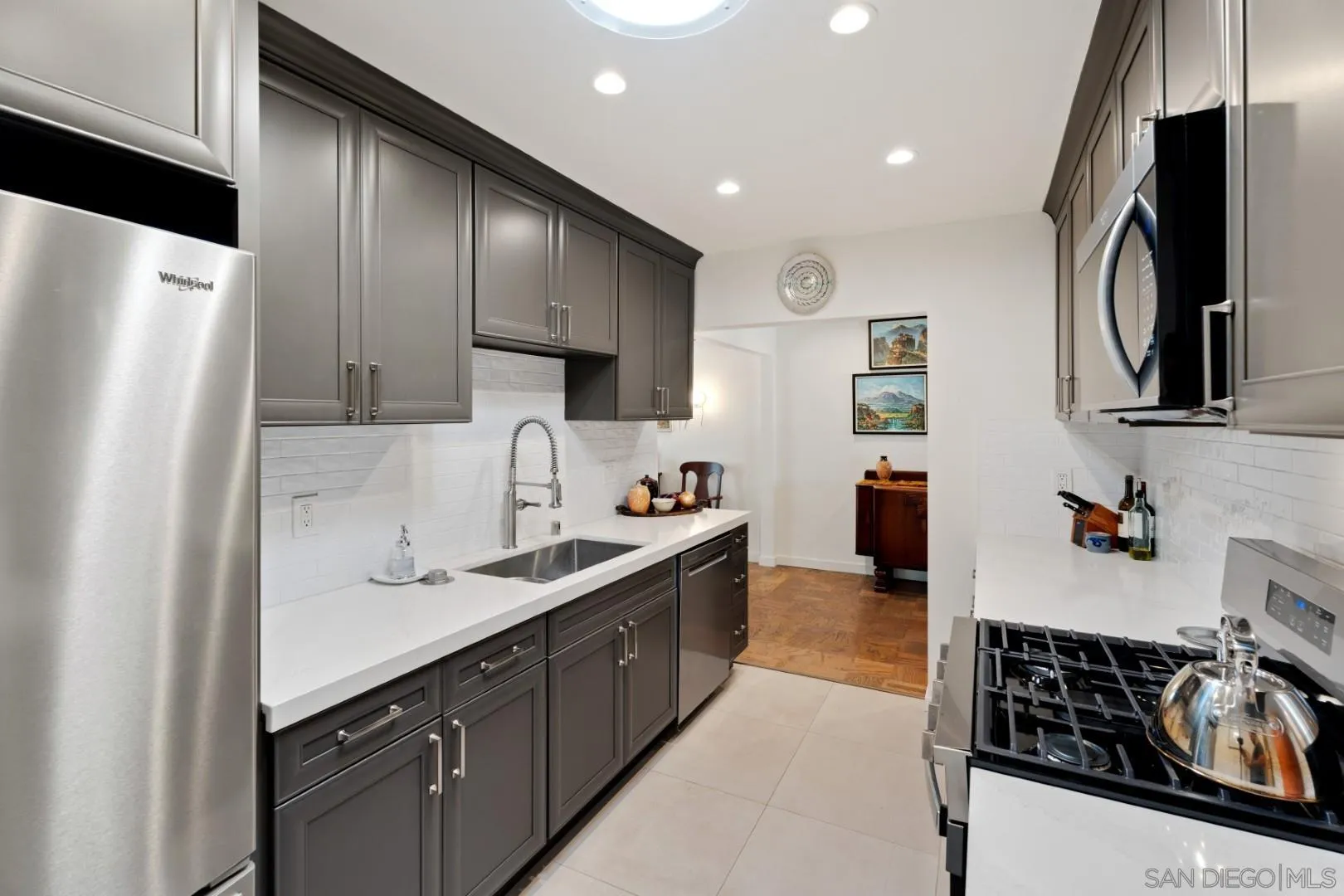 https://cdn.realtyfeed.com/cdn/127/260021414/2643df947cd294713ea771f09a30cc43.webp