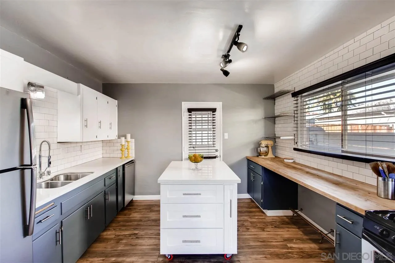 4458 Copeland Ave, San Diego, CA 92116 - Main photo, San Diego, CA