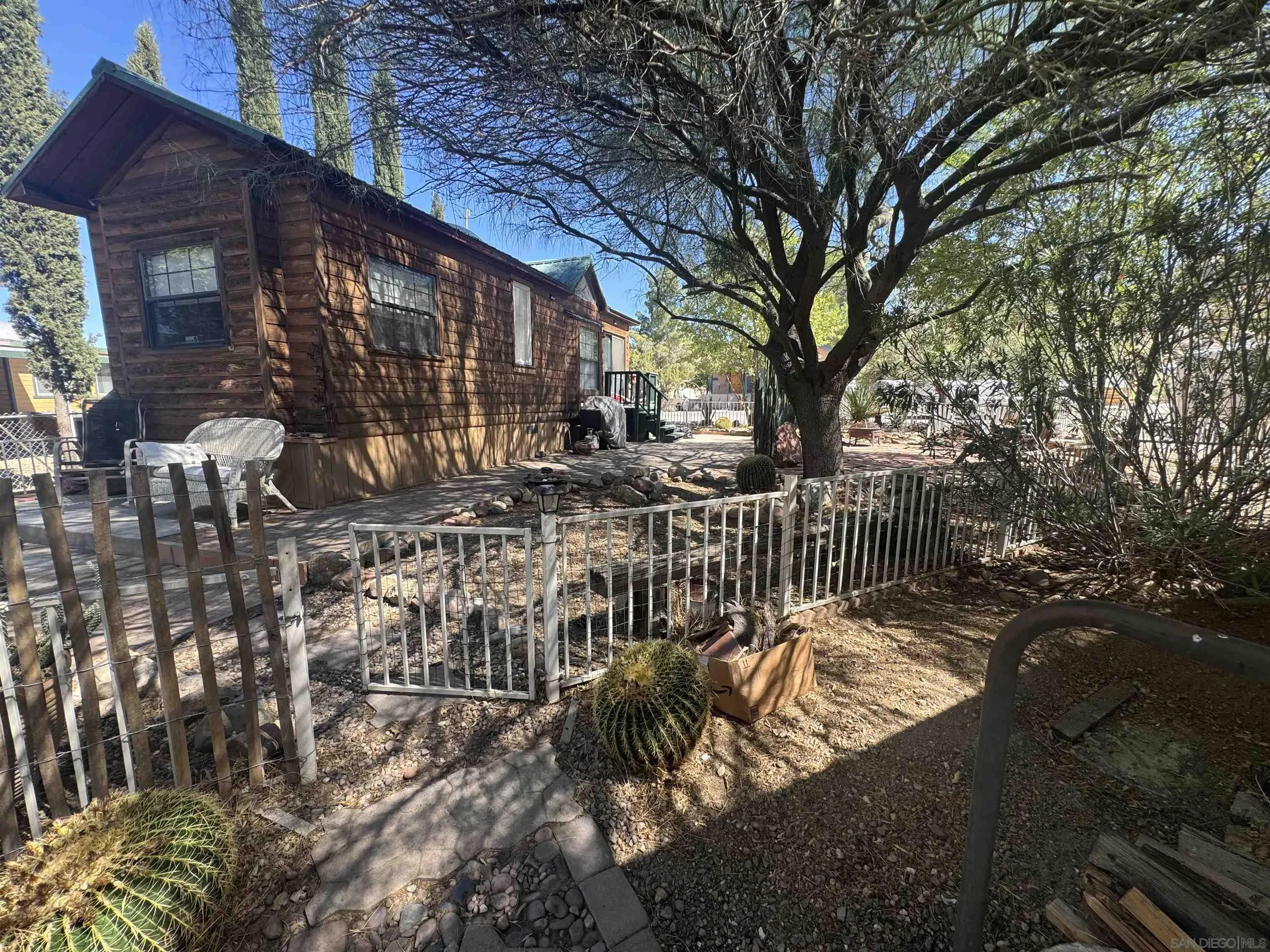 https://cdn.realtyfeed.com/cdn/127/260021421/4ae6f2d846ef5ce4d90a8d539291b485.webp