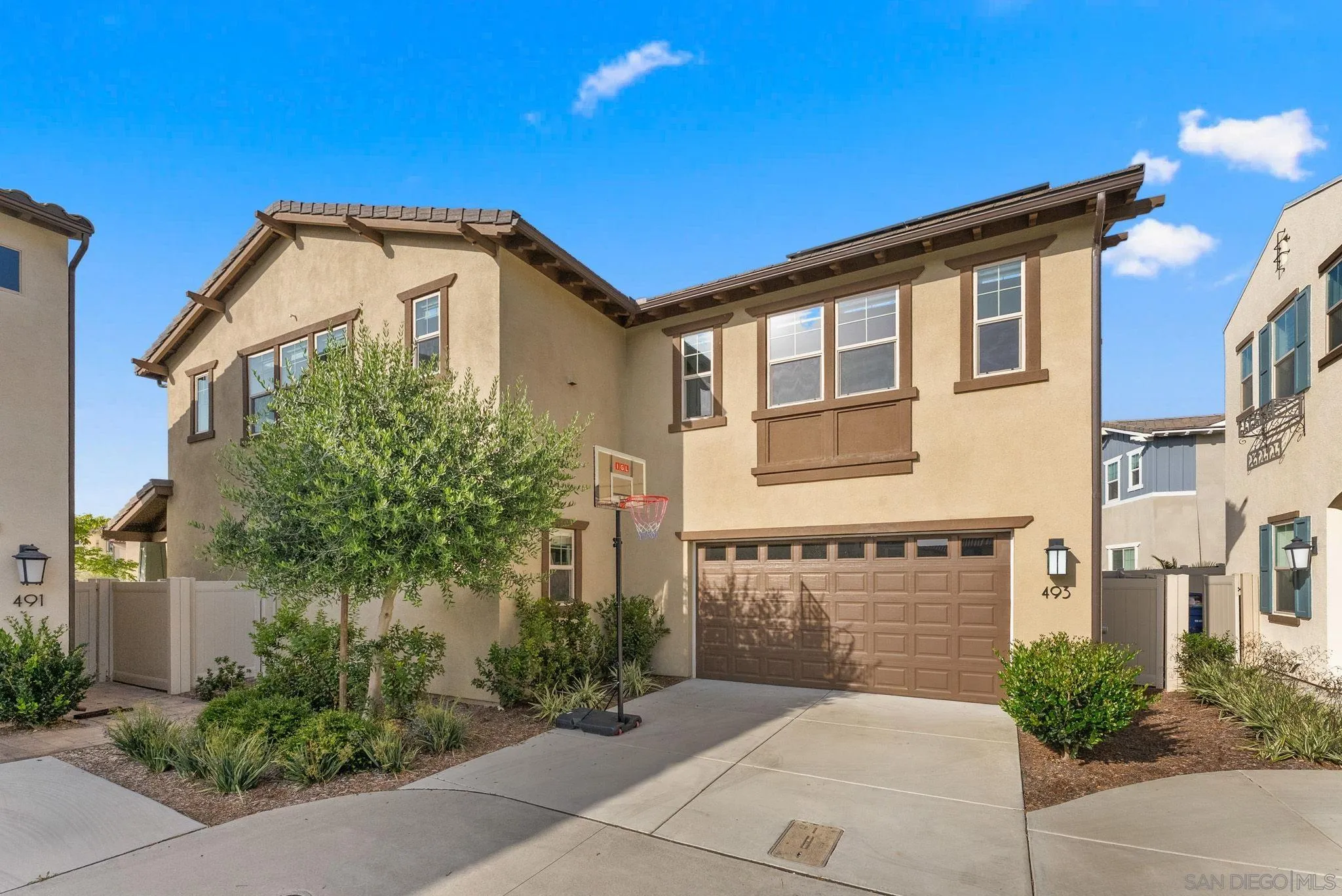 https://cdn.realtyfeed.com/cdn/127/260021425/40dd807e09b0c70a5d7626e218d65d95.webp
