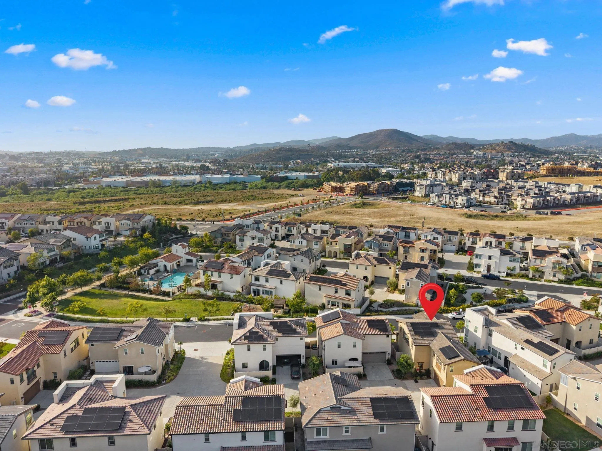 https://cdn.realtyfeed.com/cdn/127/260021425/7fd71094f7259eb516a87b204f6dbabf.webp