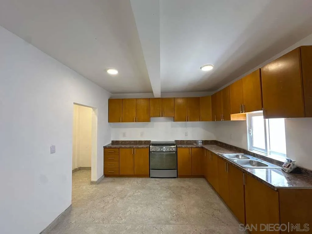 206 Ave. Santa Monica, Col. San Miguel Tijuana Mexico, Tijuana, CA 99999, photo 11