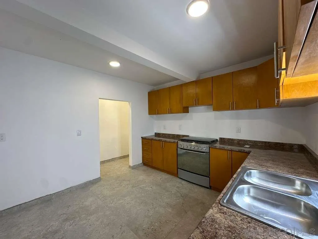 206 Ave. Santa Monica, Col. San Miguel Tijuana Mexico, Tijuana, CA 99999, photo 12