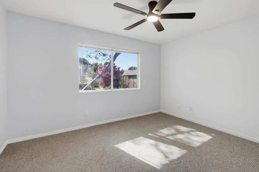 https://cdn.realtyfeed.com/cdn/127/260021429/008314e6731ae68dd60f4c93bf3526d7.webp
