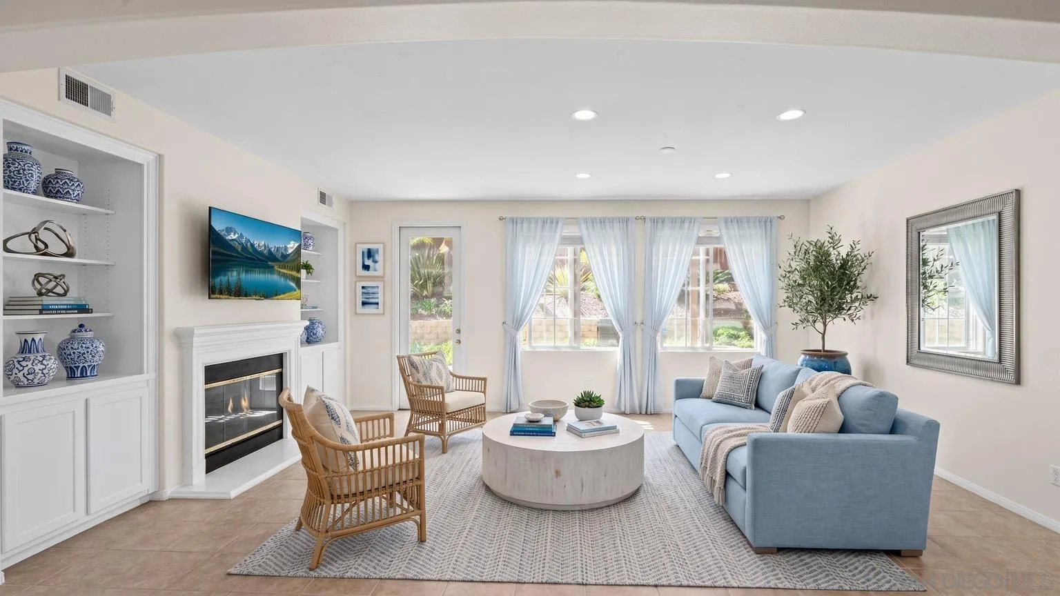 https://cdn.realtyfeed.com/cdn/127/260021430/ae99a73b1cc6d41559c04eba1029a613.webp