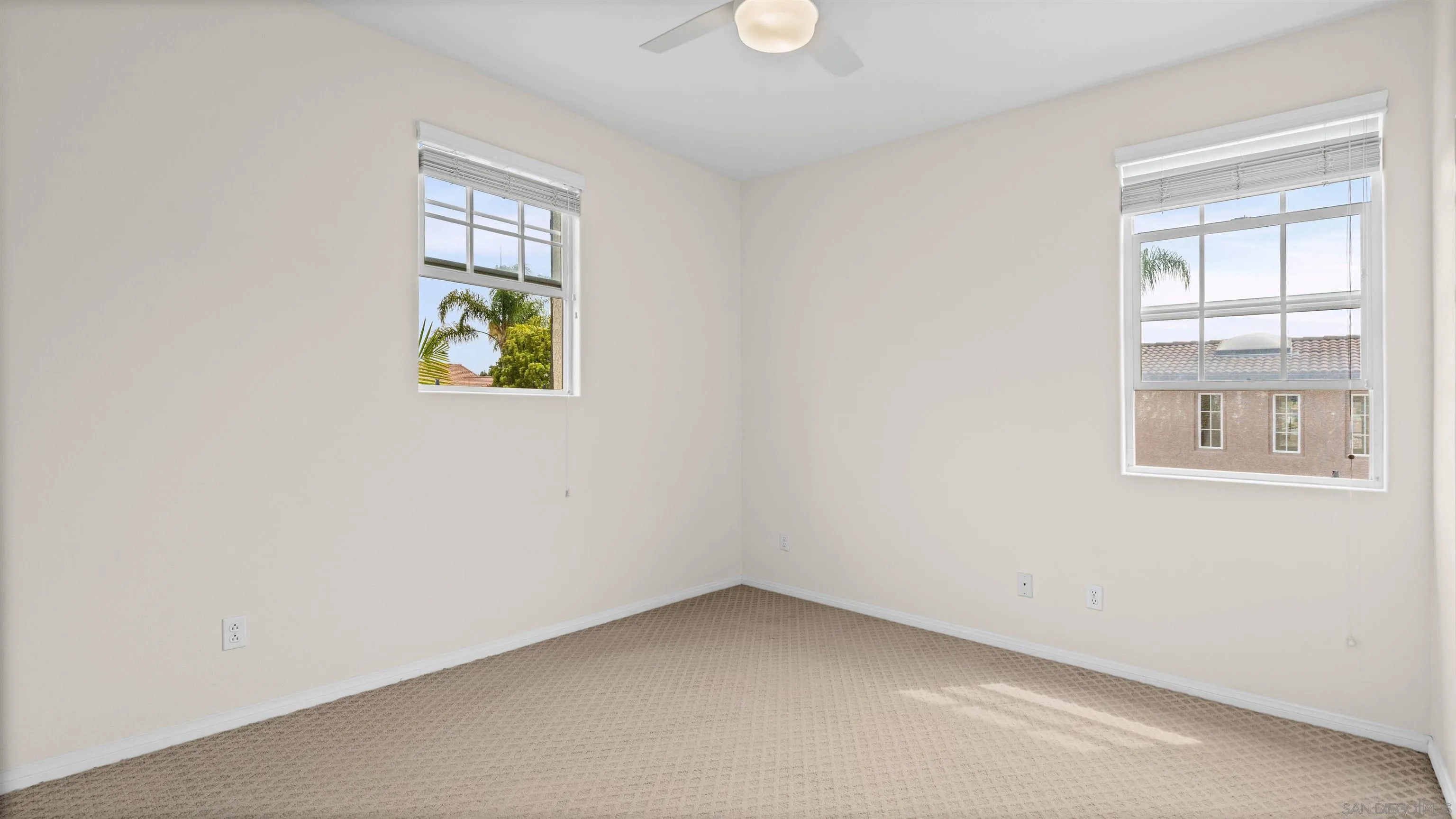 https://cdn.realtyfeed.com/cdn/127/260021430/d8667844dce6c6139bb45e3235fc9073.webp