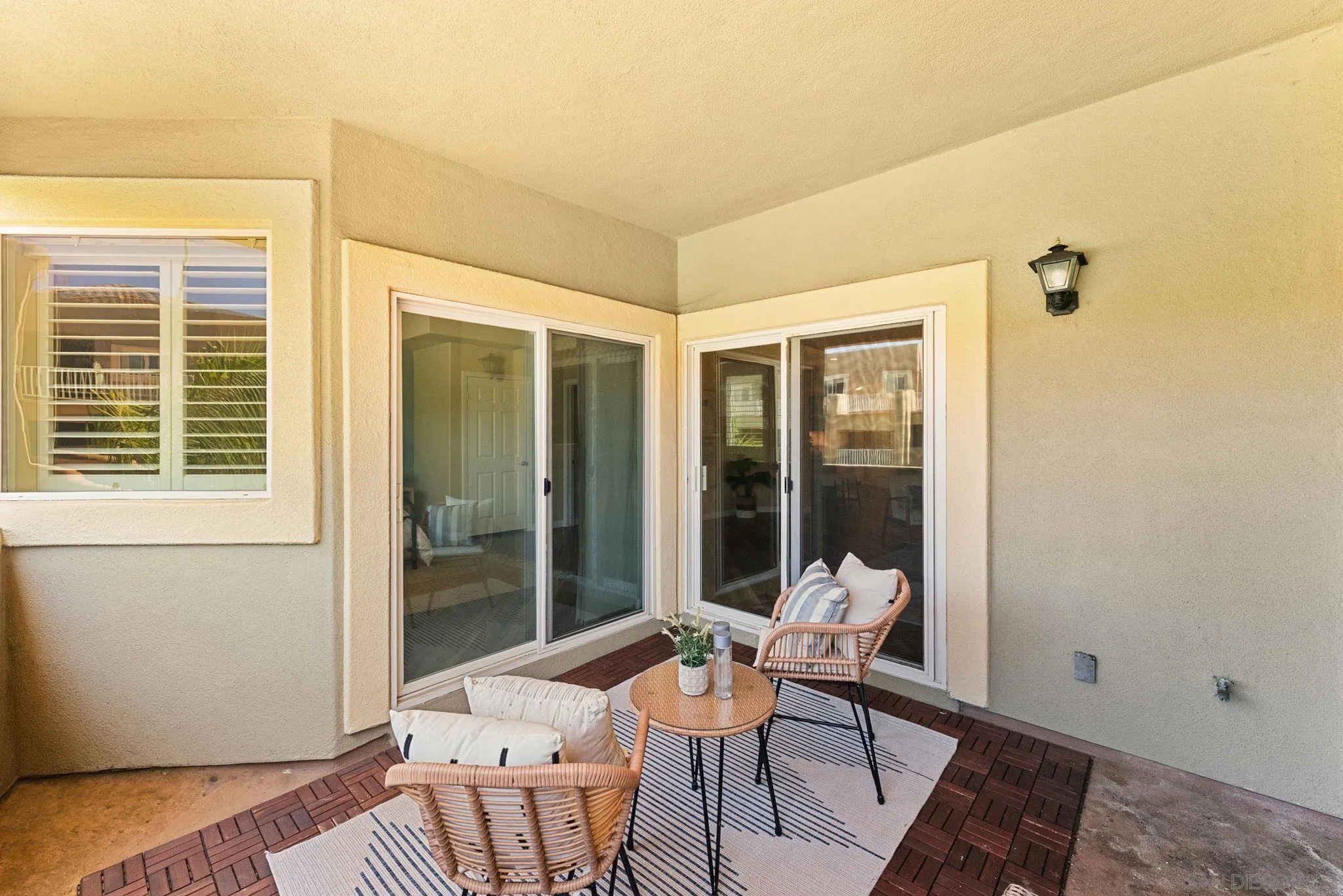 https://cdn.realtyfeed.com/cdn/127/260021433/61bc67eba49f626b789b19257a4f8fd3.webp